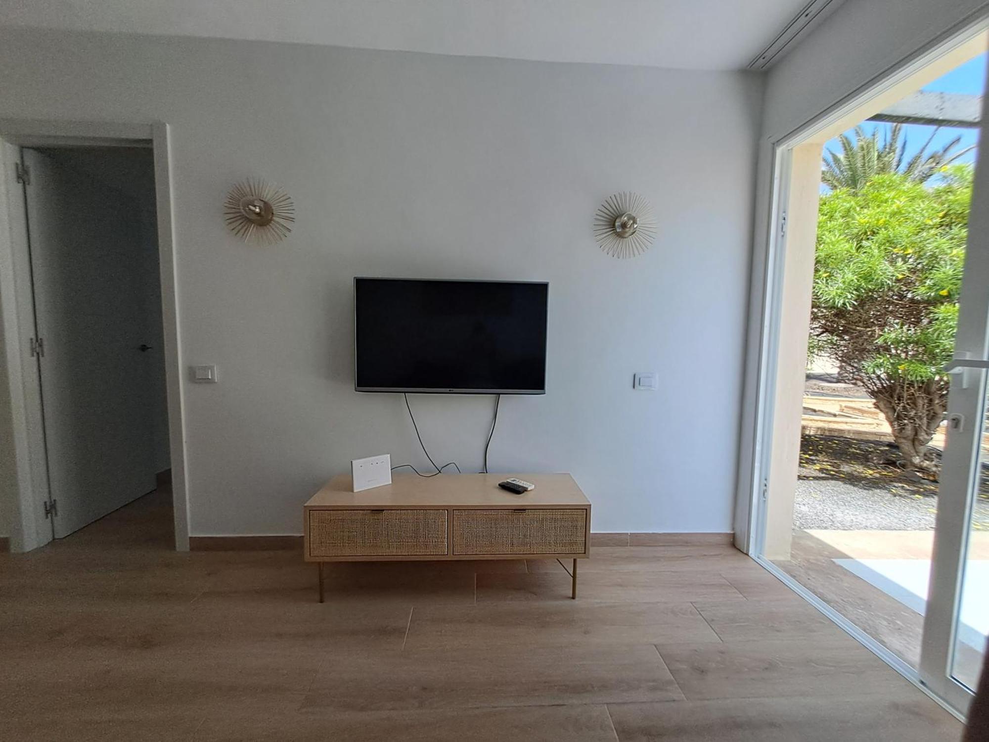 Homeforguest Apartamento 15 Con Terraza Y Piscina En Corralejo Eksteriør billede
